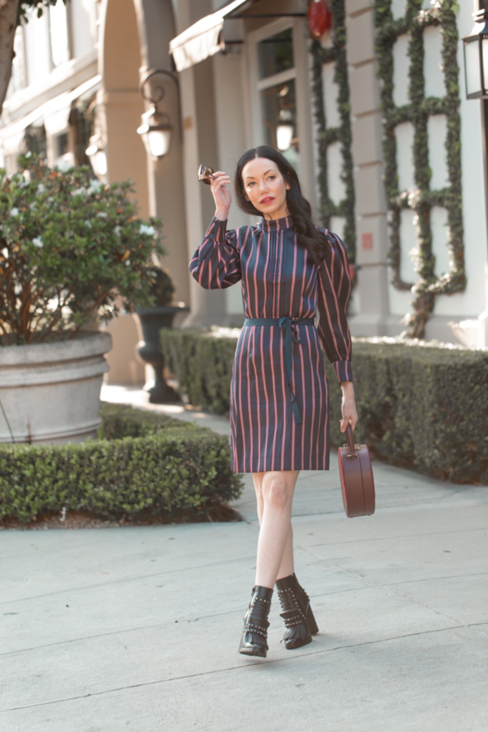 https://stylease-live.satuvisidigital.com/uploads/brands/gallery/2024-05-10/5Uln21wvSGZPM3cm1Vp1XrMCK0uyg1MHrSySNRs7.jpg