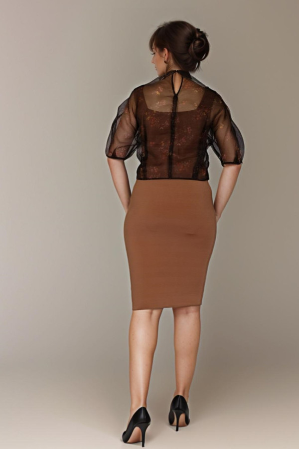 https://stylease-live.satuvisidigital.com/uploads/products/0sHqJCl5MtJkHtmCRiYgikJTAo8F9a915lRKxGQC.jpg