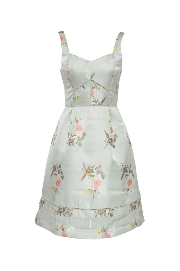 https://stylease-live.satuvisidigital.com/uploads/products/1IO0gs3b7nfJt3v8DKWGMZD3EqYPRpNyDbPFL8Ef.jpg