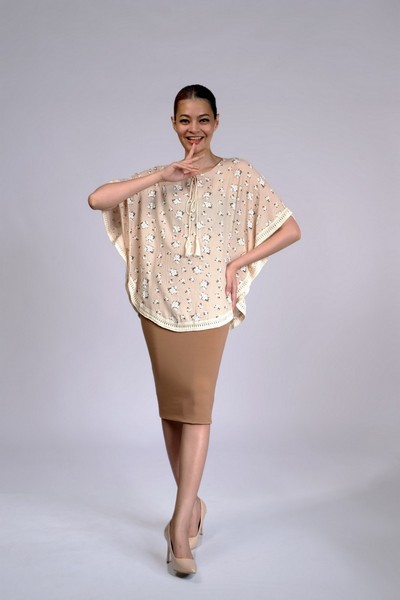 Cream Batwing Flora Top