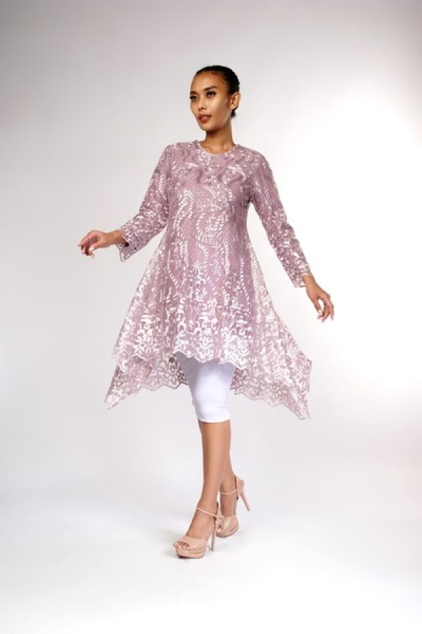 https://stylease-live.satuvisidigital.com/uploads/products/38fkYym1n0N1Pcdw6tNycE1DVJkrZaNXlZR0g2fV.jpg