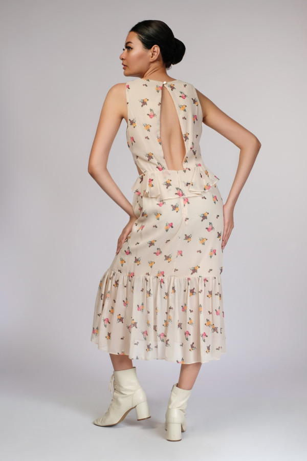 https://stylease-live.satuvisidigital.com/uploads/products/3A95U7vlz5rYBx3AoNLVT23gE4aSezV9buM67mKb.jpg