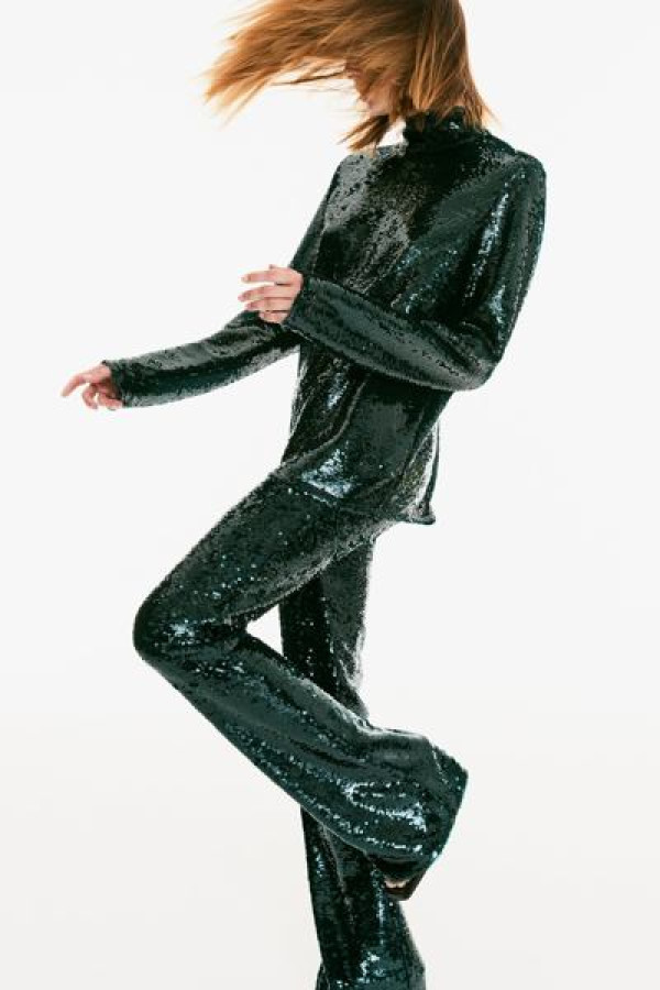 https://stylease-live.satuvisidigital.com/uploads/products/3L0HVzLs4hYcxt2ZLVTcvyJjmlO0Rowl0EjcA7aI.jpg
