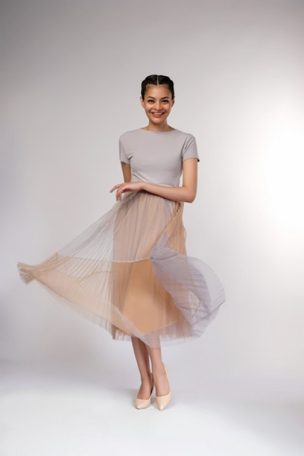 https://stylease-live.satuvisidigital.com/uploads/products/3dNwODJWVUCSbzaSfIZFAhibLGpMlnHKf6PFxfFA.jpg