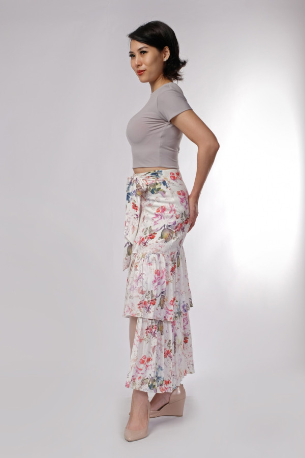 https://stylease-live.satuvisidigital.com/uploads/products/4uEmL1NeVonYvsRLCcKQR8Q4F6QcDFJdyTDkwGnp.jpg