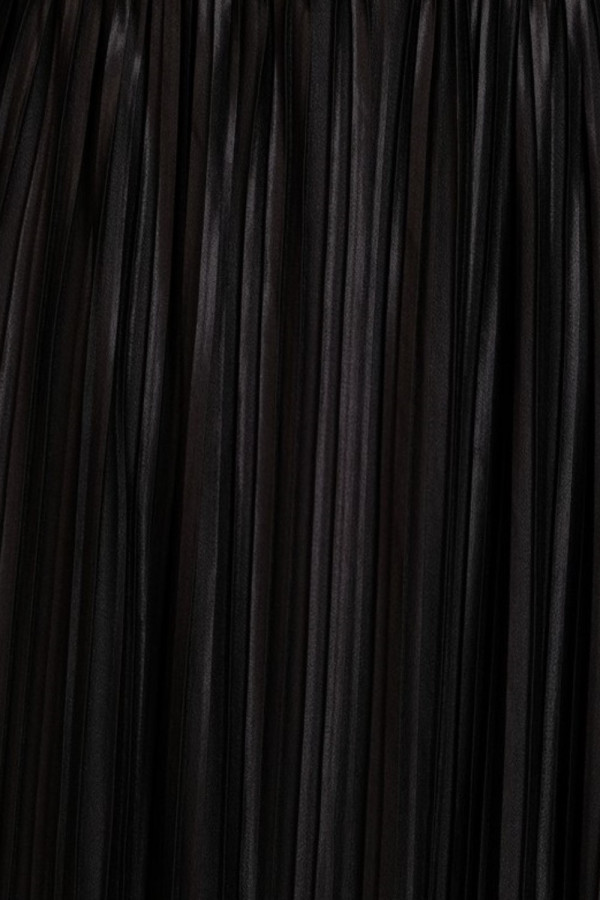 https://stylease-live.satuvisidigital.com/uploads/products/6FqlaHkP1bJ6AlH9WrBzIdSXwBdAoGM1ewbk86Fw.jpg