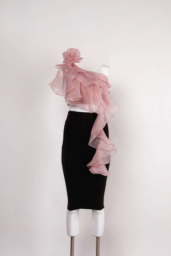 https://stylease-live.satuvisidigital.com/uploads/products/6QtUEYNRxmUgdZGq5pjSG2n7l5v08LdUUiYu33A0.jpg