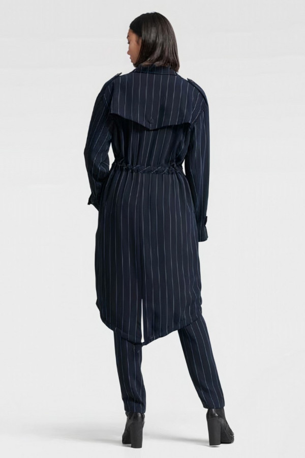 https://stylease-live.satuvisidigital.com/uploads/products/8Nt6wzyCKejV0NlETzcNnxzt7yk1usL30ehyeZLf.jpg