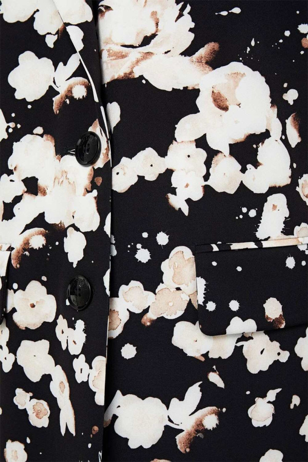 https://stylease-live.satuvisidigital.com/uploads/products/8X7AM9lPuSmxQgp8HRFNxe3tr2aqvh8U6HqcroMm.jpg
