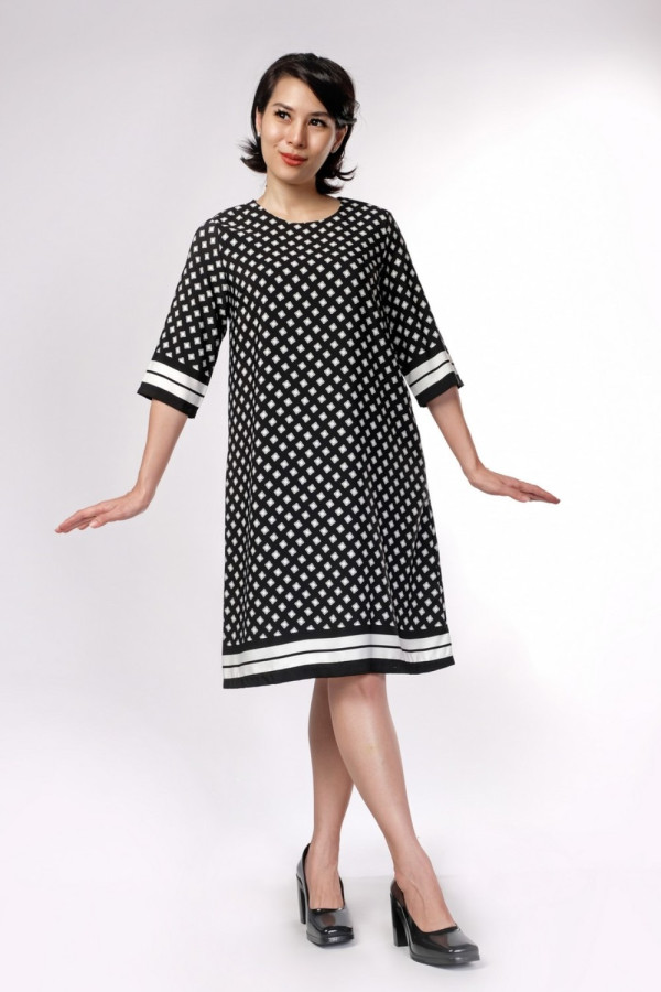 uploads/products/8ivRGZSuWmhITiY5KrngeNLU3gV1u1tPQXINSayF.jpg