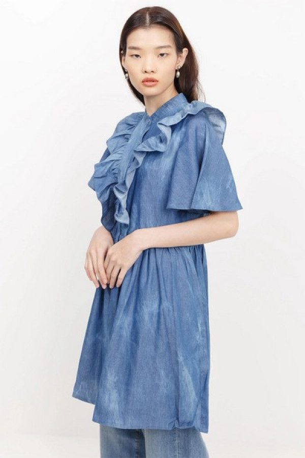 https://stylease-live.satuvisidigital.com/uploads/products/8rbs9yYyYgVd4tH7cdHCsTZ4GxSz0dsngM7E5Q3l.jpg