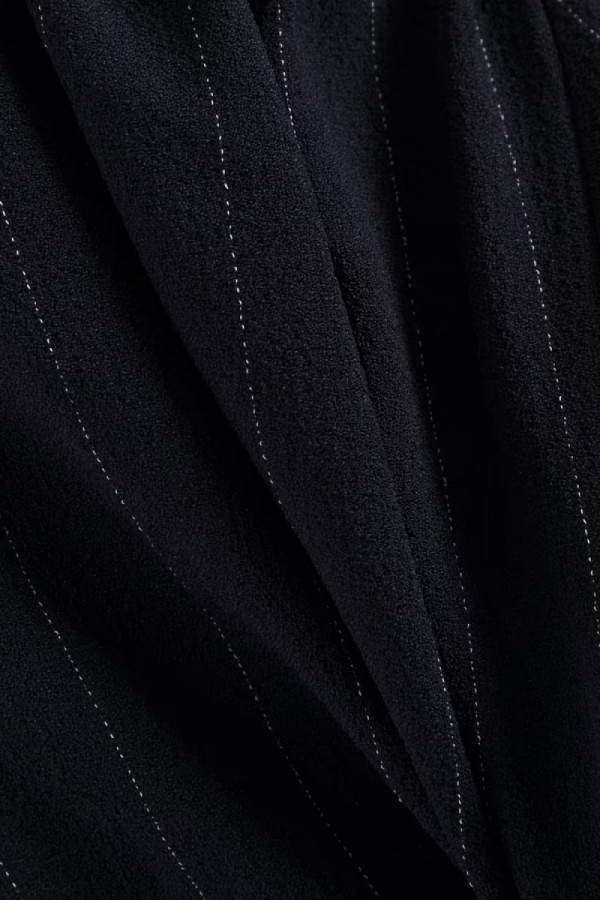 https://stylease-live.satuvisidigital.com/uploads/products/8to4hnU9dG09RXEbqEjuu7b05mOpyCWTllyhWzp4.jpg