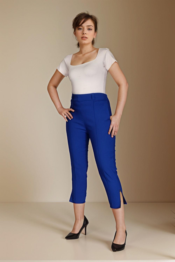 https://stylease-live.satuvisidigital.com/uploads/products/9tvdmdpF1E94Hf5uPAKXbAENEmEyIQdBLAnw3Mb5.jpg
