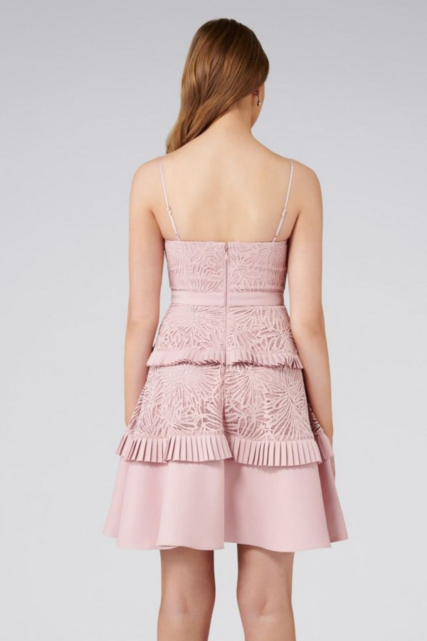 https://stylease-live.satuvisidigital.com/uploads/products/AGZLqfsUtQoHBkaVv2jMO1LVgEyY4TLkvO55eYdv.jpg