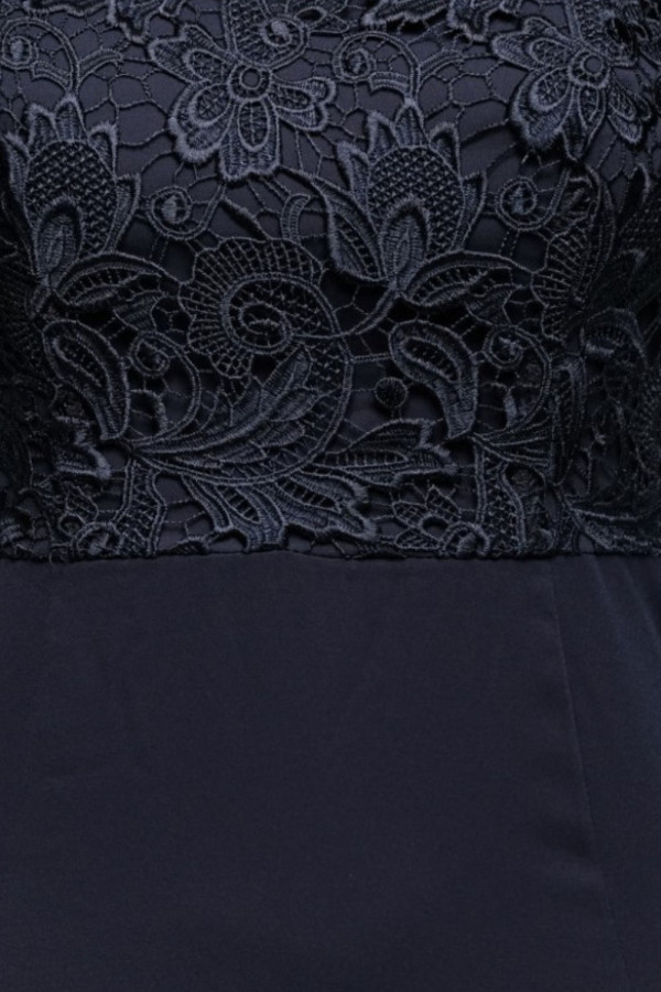 https://stylease-live.satuvisidigital.com/uploads/products/BGJEGZjZoe4ketGJ1L4ldQ9PEWSKa0G5KYJ3ZqN4.jpg