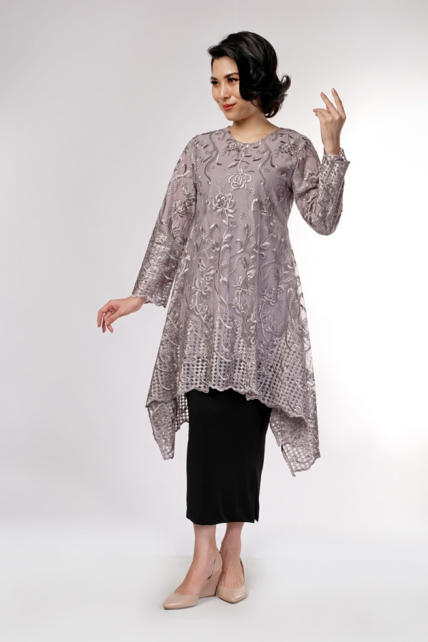 https://stylease-live.satuvisidigital.com/uploads/products/BhBEN5HGfzD8Sy3d8jB1Ikq9LMueRVgUnhmN1jiw.jpg