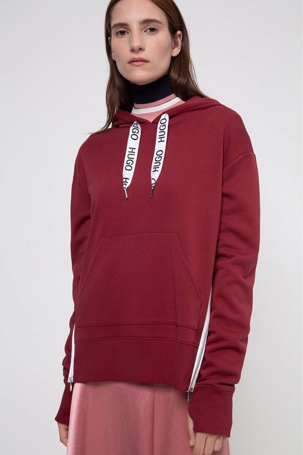 https://stylease-live.satuvisidigital.com/uploads/products/Dez4tFHw5rAFHOcOA7qiGZ1jTrK2u0QsDAsba4zT.jpg