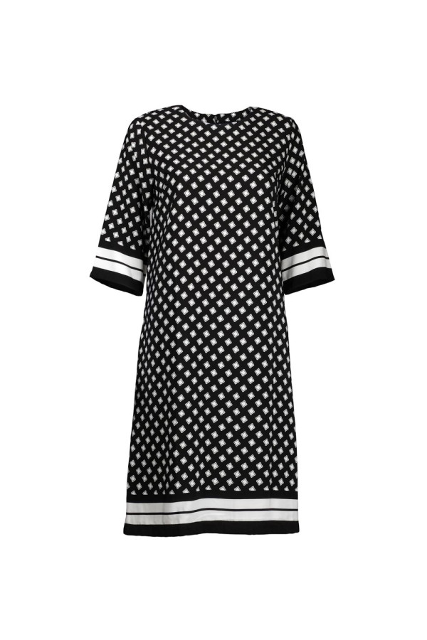 https://stylease-live.satuvisidigital.com/uploads/products/DyZnwkQRG55xLefjKRWEEnf9boJN1W9dGtpmpvJF.jpg