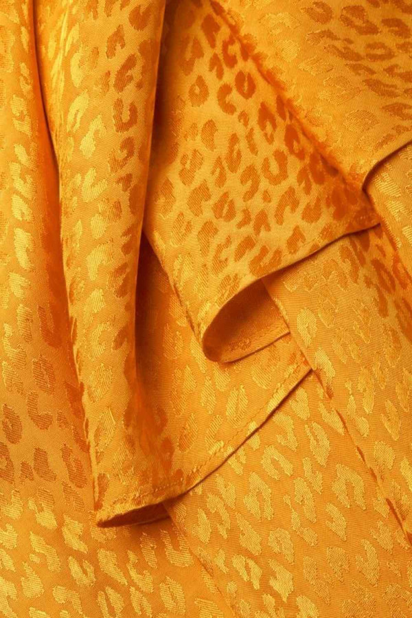 https://stylease-live.satuvisidigital.com/uploads/products/F4OiC5413uirTOklD4bFyDhPEDjlJYRCxtiRLgXJ.jpg