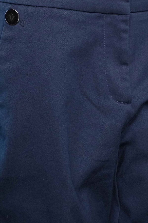 https://stylease-live.satuvisidigital.com/uploads/products/FHfXadK0UecK5lsOOcVZnODGxIN7LHKetPyeO5Of.jpg