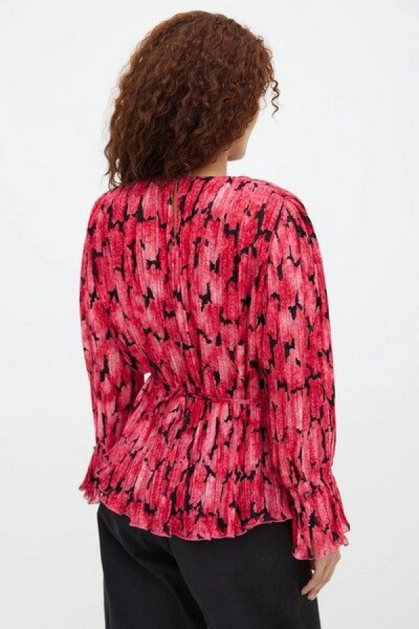 https://stylease-live.satuvisidigital.com/uploads/products/FLUiDYQv7MA27fMeeVFw6LIiz8gwZUHtGb5a3KdX.jpg