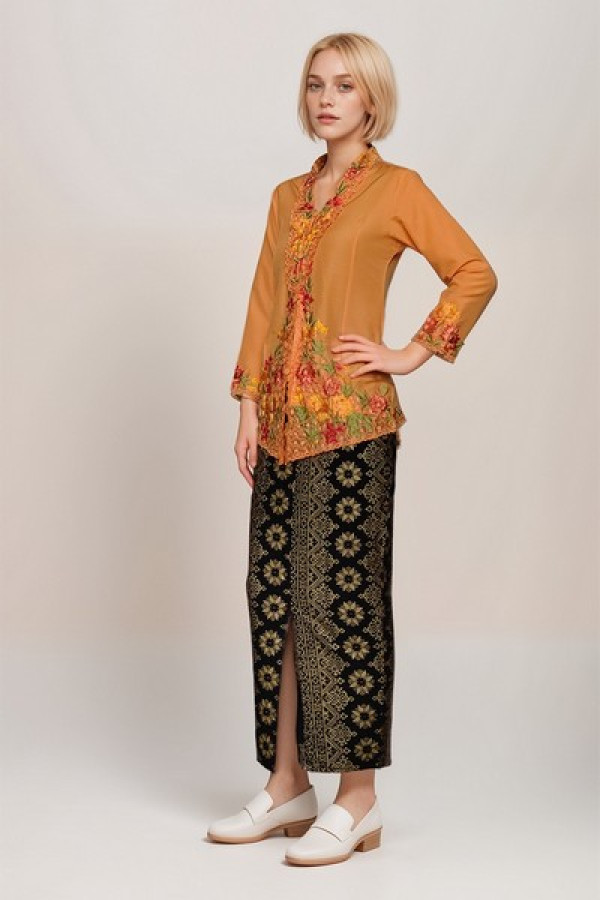 https://stylease-live.satuvisidigital.com/uploads/products/FRhqi8rKymaUXJ8O3Em3IdOFu9DV0F7KT6bCok3T.jpg