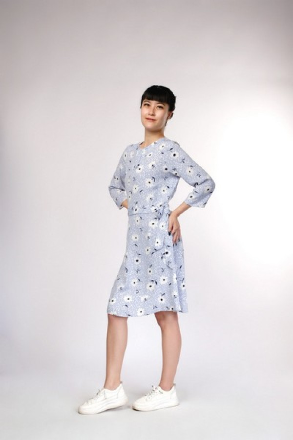 https://stylease-live.satuvisidigital.com/uploads/products/Fm5v3R71nYoR6XiRUsbg97OgV2oT3F86LQSI3H62.jpg