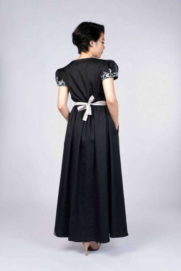 https://stylease-live.satuvisidigital.com/uploads/products/FqTLlXxQiEoGJvO0Y3cf6IIxDrVhqGV6GU5VdxT6.jpg