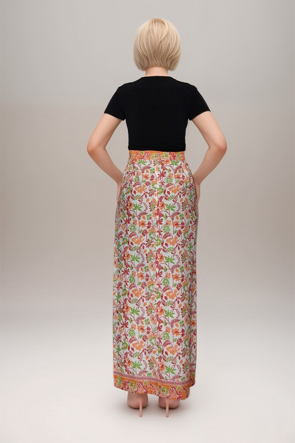 https://stylease-live.satuvisidigital.com/uploads/products/G9r3eLbsDSD3Q1UMFnJSt5WviJ2eNRYALVFhmwXQ.jpg