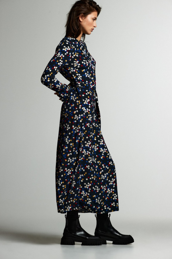 https://stylease-live.satuvisidigital.com/uploads/products/GODcaDYhBnV8kFbqC3DHTaVaUOgjV6qXHHicB9AX.jpg