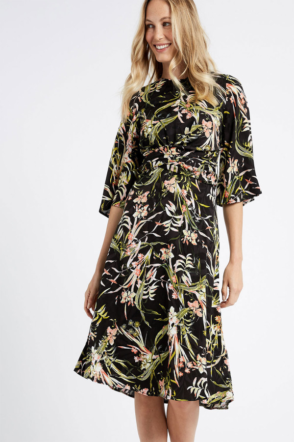 https://stylease-live.satuvisidigital.com/uploads/products/H14C7jkC2z0rjBDszIw2T9At2bCl6prRIPwAPnEF.jpg