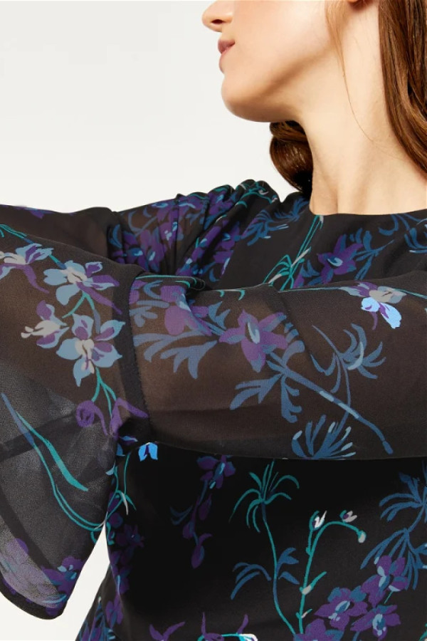 https://stylease-live.satuvisidigital.com/uploads/products/I8FwQ3EEgjpZqYFCDkknsMaAY4Fg0ZoILLB2Nnuz.jpg