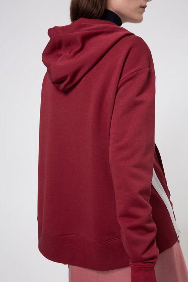 https://stylease-live.satuvisidigital.com/uploads/products/JGQ23gipLN4Vi7IvooXLQmVNPcY8lR4ICxEBY9TQ.jpg