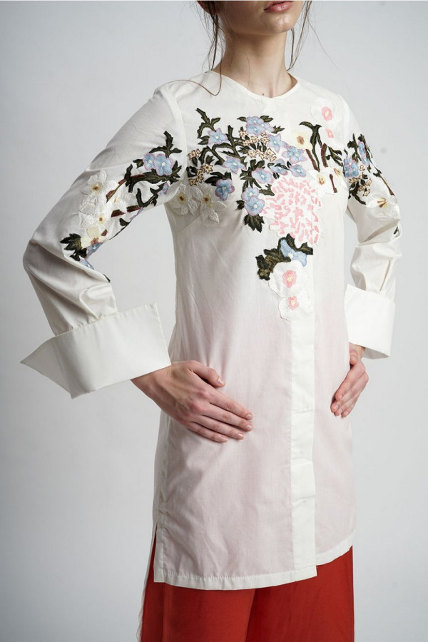 https://stylease-live.satuvisidigital.com/uploads/products/JpVc9GC0nk77Dfrfv7HQGd4zB86Xpyh8wGfeiJgZ.jpg