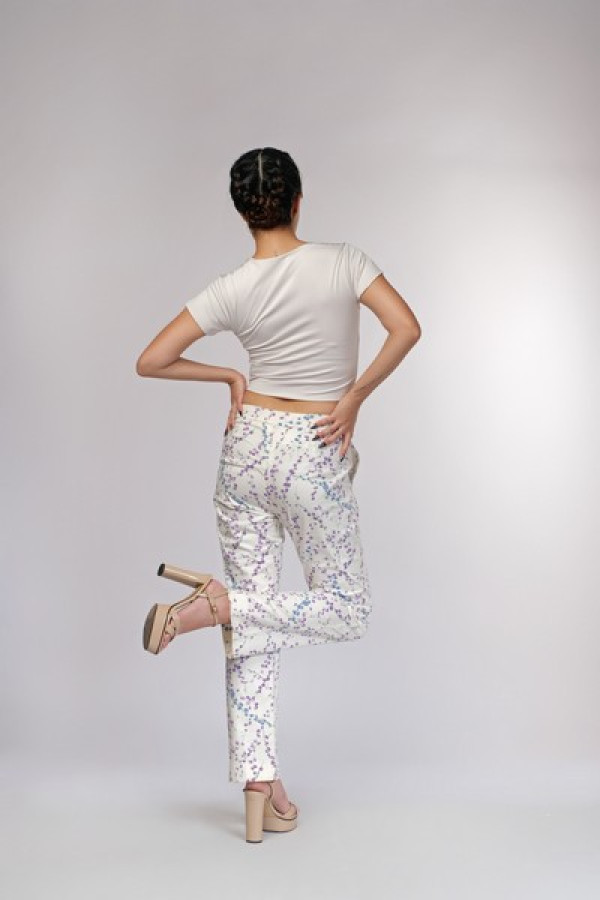 https://stylease-live.satuvisidigital.com/uploads/products/KKFa58ynfcHiEAWWvsV4maHA8rYIgJzdlZCEZeoh.jpg