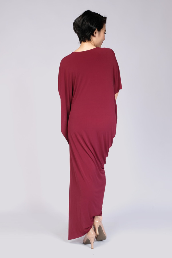 https://stylease-live.satuvisidigital.com/uploads/products/KYs1YyHGXD3q6O1b8XrANmO0HLYUCRkafdZDF6Q8.jpg