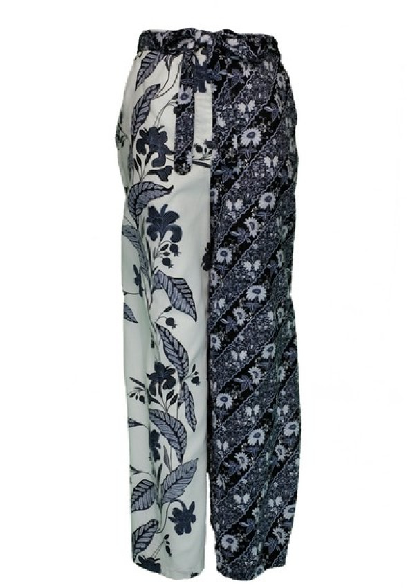 https://stylease-live.satuvisidigital.com/uploads/products/LijNa1287HUo3aXkwEKpQLMmR9f3PGyw92EPnb4e.jpg