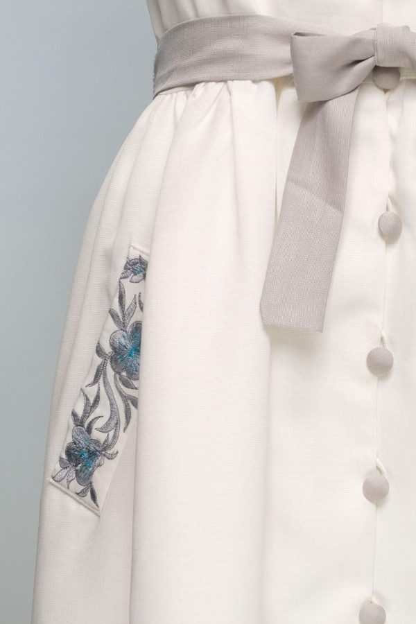 https://stylease-live.satuvisidigital.com/uploads/products/MDixsaqxHqXeCqW3MxXCyKFK3cup1aTkXZ29ZzER.jpg