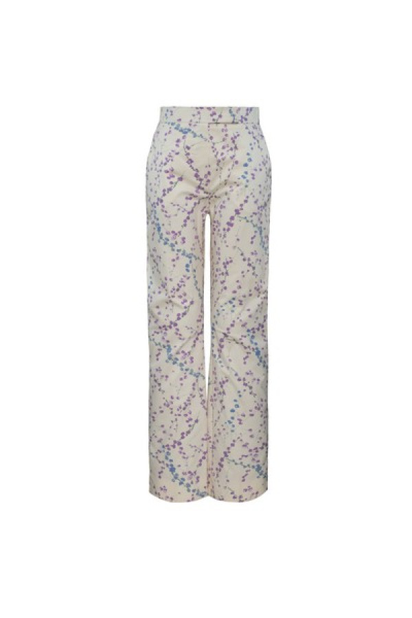 https://stylease-live.satuvisidigital.com/uploads/products/NR38QqBGopg5Fh5P5ybZOTuNAeFcr0QIv4lpoeTn.jpg