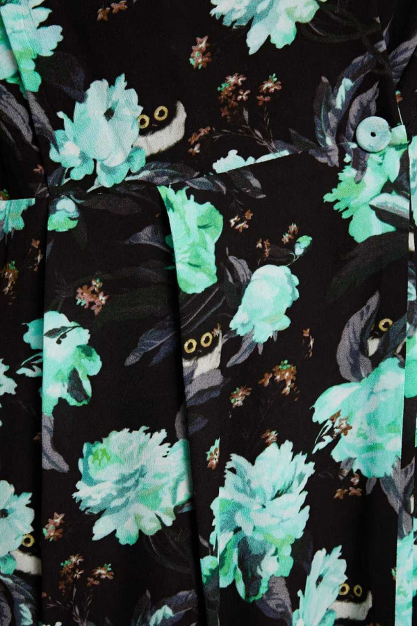 https://stylease-live.satuvisidigital.com/uploads/products/NeCt6pZrjSrfxyWepjD0XZN4MTPcpxHmrIZP77xm.jpg