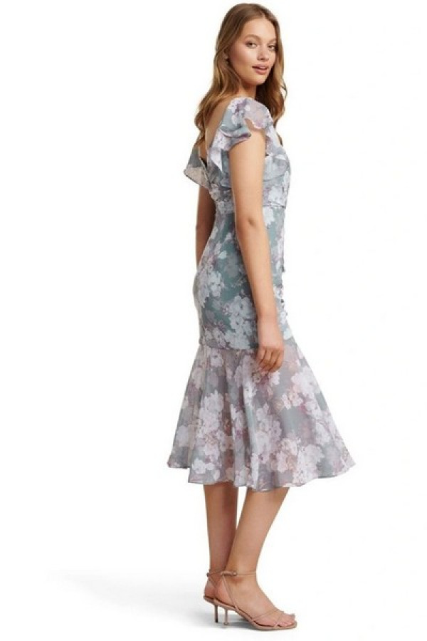https://stylease-live.satuvisidigital.com/uploads/products/O1OQkS4aRFOQYchXb3q8BeAU7KkYm1dkBq6a0vGQ.jpg