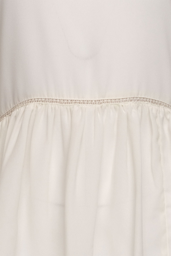 https://stylease-live.satuvisidigital.com/uploads/products/P57Tvn5Y5sHAi94CYHcwopmqJbaAOqGxSu5BnImE.jpg