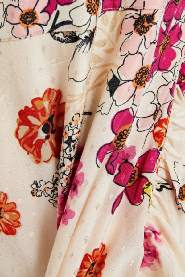 https://stylease-live.satuvisidigital.com/uploads/products/PUNjKKgNwr1zIpl8LwWXOyBqNTQGQBZ9RRgU1LOD.jpg