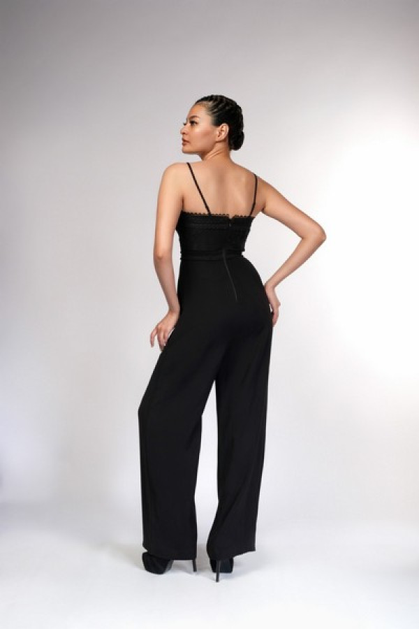 https://stylease-live.satuvisidigital.com/uploads/products/QdF7maHlkslWgazVkxtTWPmqytRvdgmMpH4bVZGE.jpg