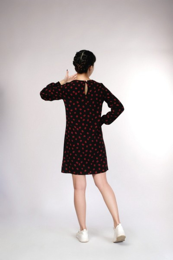 https://stylease-live.satuvisidigital.com/uploads/products/RgLdpBF1ARDRn8bDQEM32W41mAEr87m5EQFJvL0z.jpg