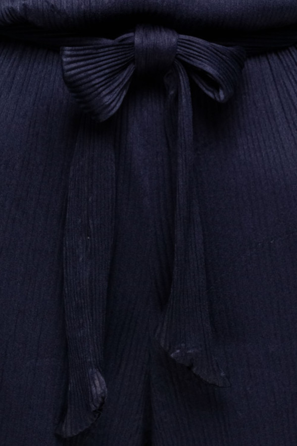 https://stylease-live.satuvisidigital.com/uploads/products/SOVk12tdeRErMdCtgETaJNzOQSteSmShKZII0jB3.jpg