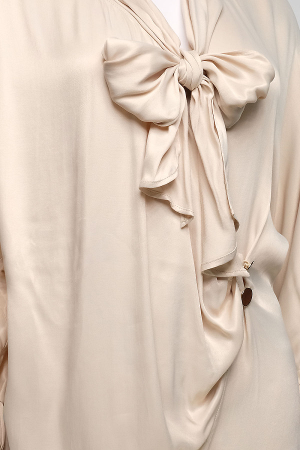 https://stylease-live.satuvisidigital.com/uploads/products/SWA6oBWjtKroYn6Pe0r6OjeLZCl2x2dAxn9d4FFX.jpg