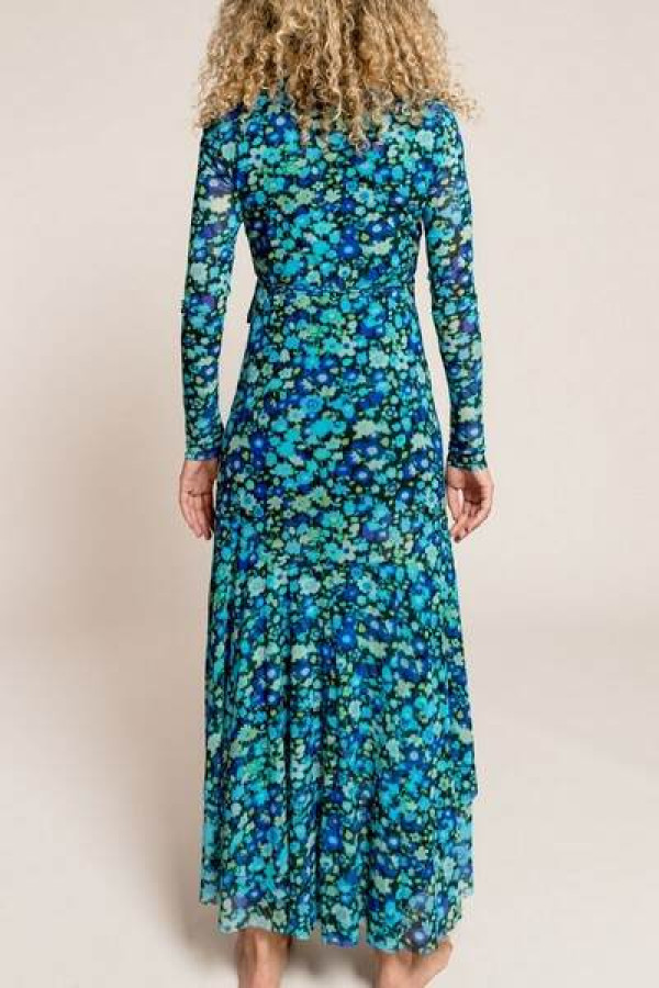 https://stylease-live.satuvisidigital.com/uploads/products/TtaKRUiq68S6gdHXsTzb4lUeDQmVg81lqFIkwZQC.jpg