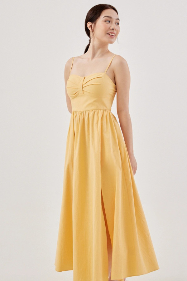 https://stylease-live.satuvisidigital.com/uploads/products/VqWYhkGVAgpuEJQP4o9t9gIzGr85Sy7XCZyad1Ec.jpg