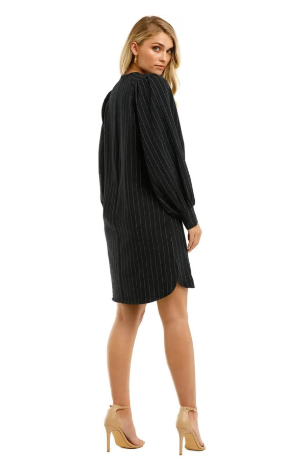 https://stylease-live.satuvisidigital.com/uploads/products/W3QGi2i7ZZ2M88y4BVLJS7qsa4evfR5Po5IdXVM6.jpg
